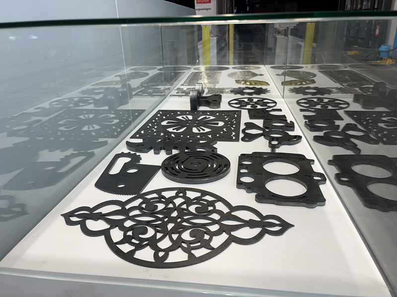 laser-cutting-for-sheet-metal.jpg